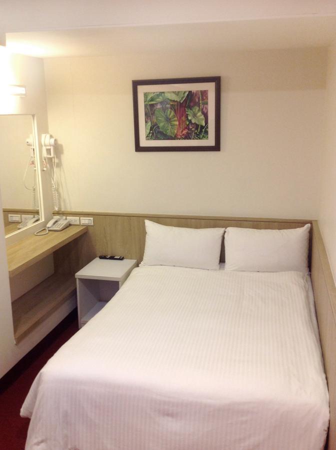 Long Cherng Hotel Luodong Exterior photo